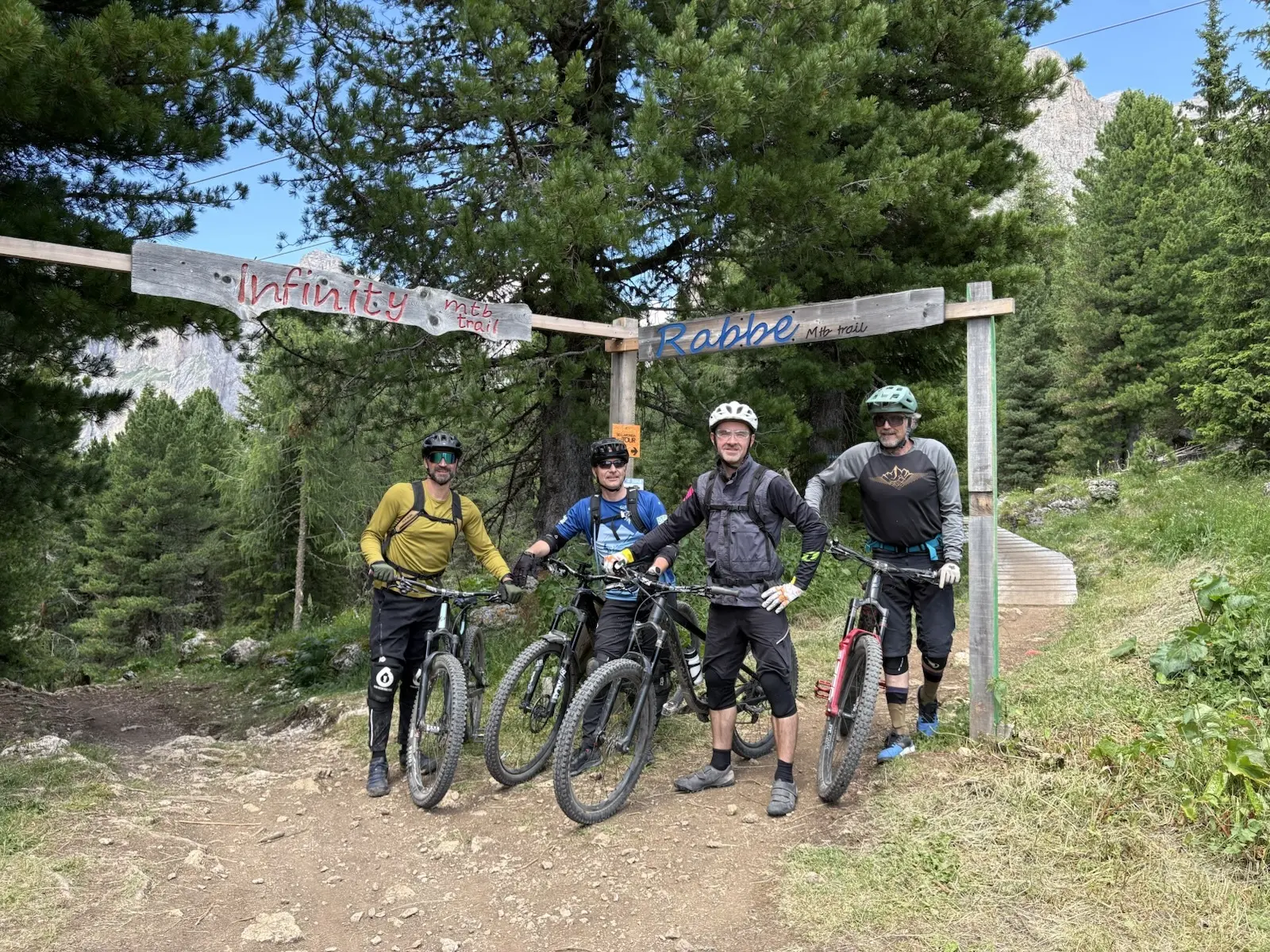 Die Trails auf der Sella Ronda – Einstieg zu „Infinity“ und „Rabbe“ | © Christian Weigand