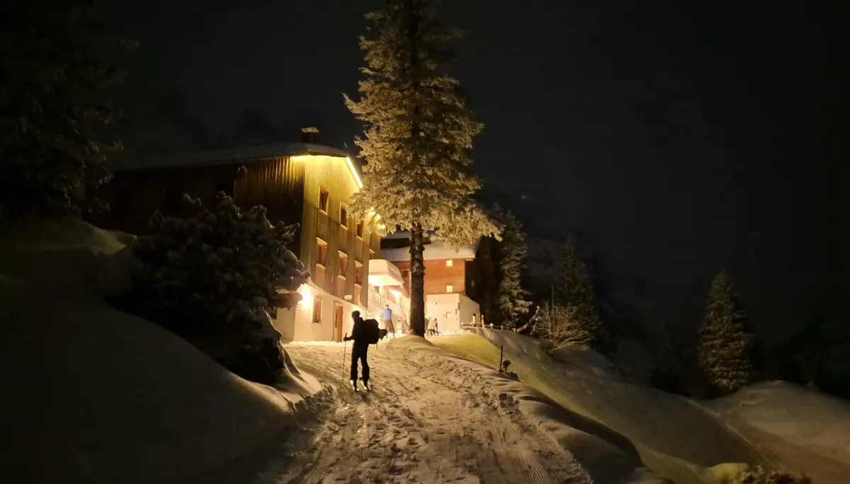 Lindauer Hütte bei Nacht | © DAV Fürth
