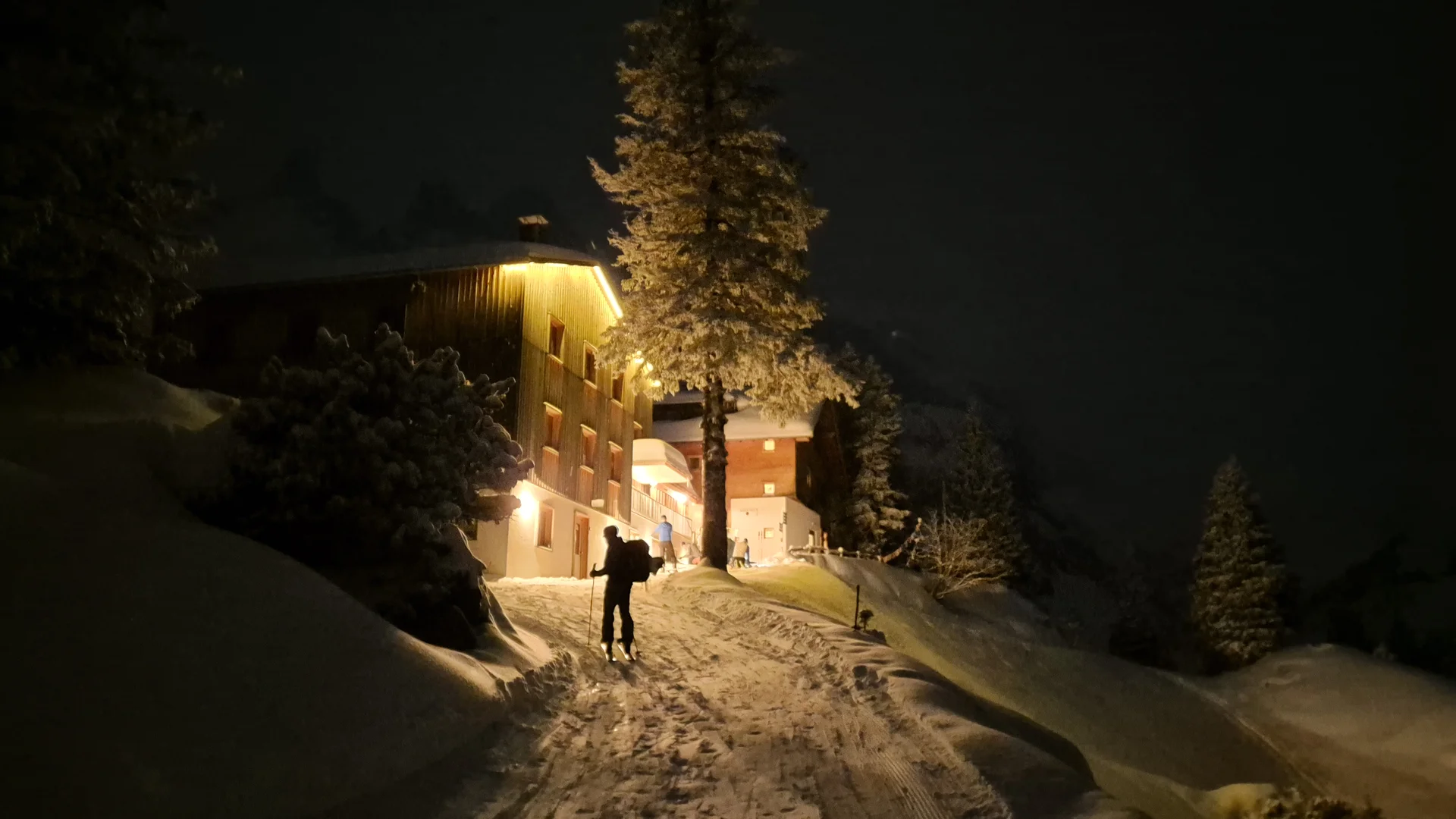 Lindauer Hütte bei Nacht | © DAV Fürth
