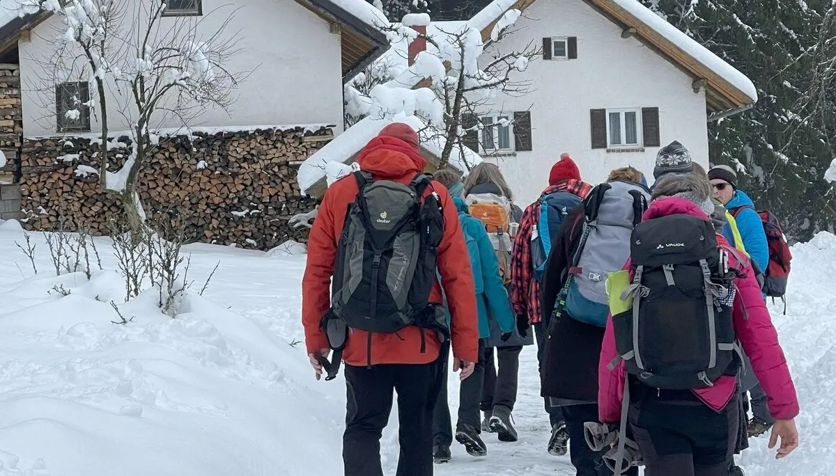 © DAV Fürth, Yoga-Gruppe; Fotograf: Burkhard Rott