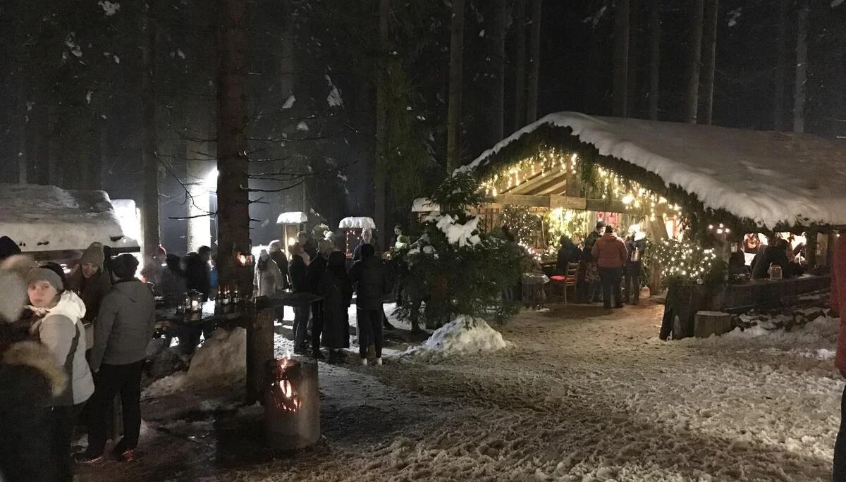 © DAV Fürth, Yoga-Gruppe; Fotograf: Burkhard Rott