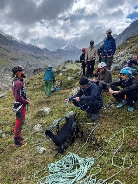 im Fels | © DAV Fürth, Foto: Rebecca Plonka